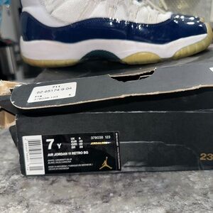 Jordan Kids Sneakers in White and Blue